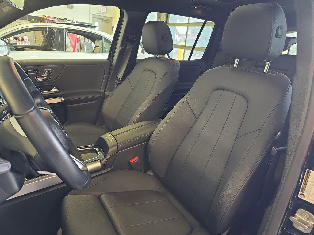 used 2025 Mercedes-Benz GLB 250 car, priced at $48,537