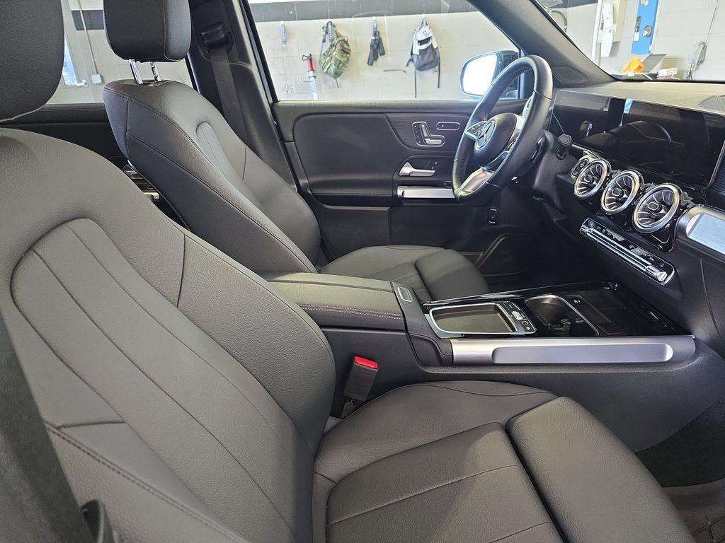 used 2025 Mercedes-Benz GLB 250 car, priced at $48,537