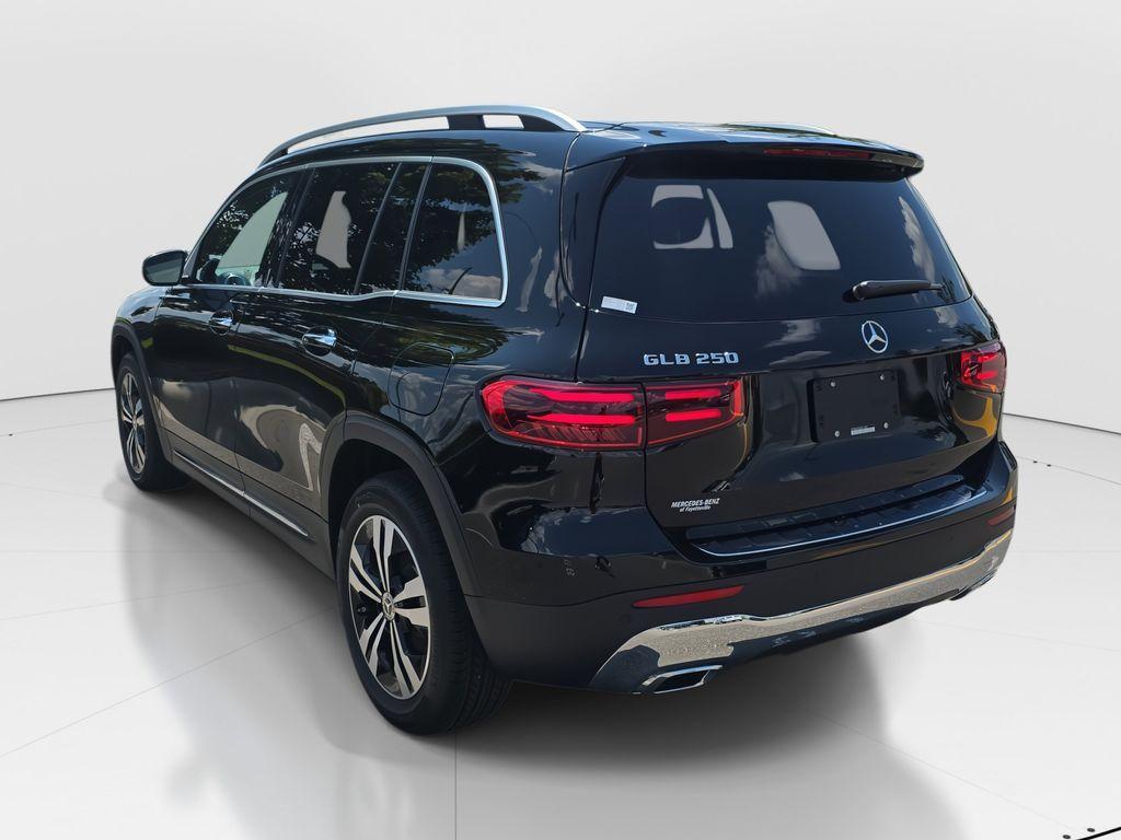 new 2025 Mercedes-Benz GLB 250 car, priced at $49,580