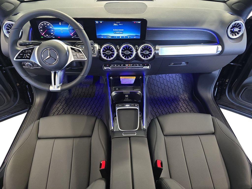 new 2025 Mercedes-Benz GLB 250 car, priced at $49,580