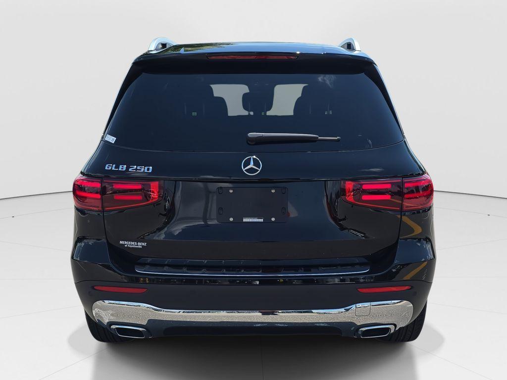new 2025 Mercedes-Benz GLB 250 car, priced at $49,580