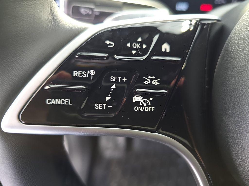 new 2026 Mercedes-Benz GLE 450 car, priced at $85,865