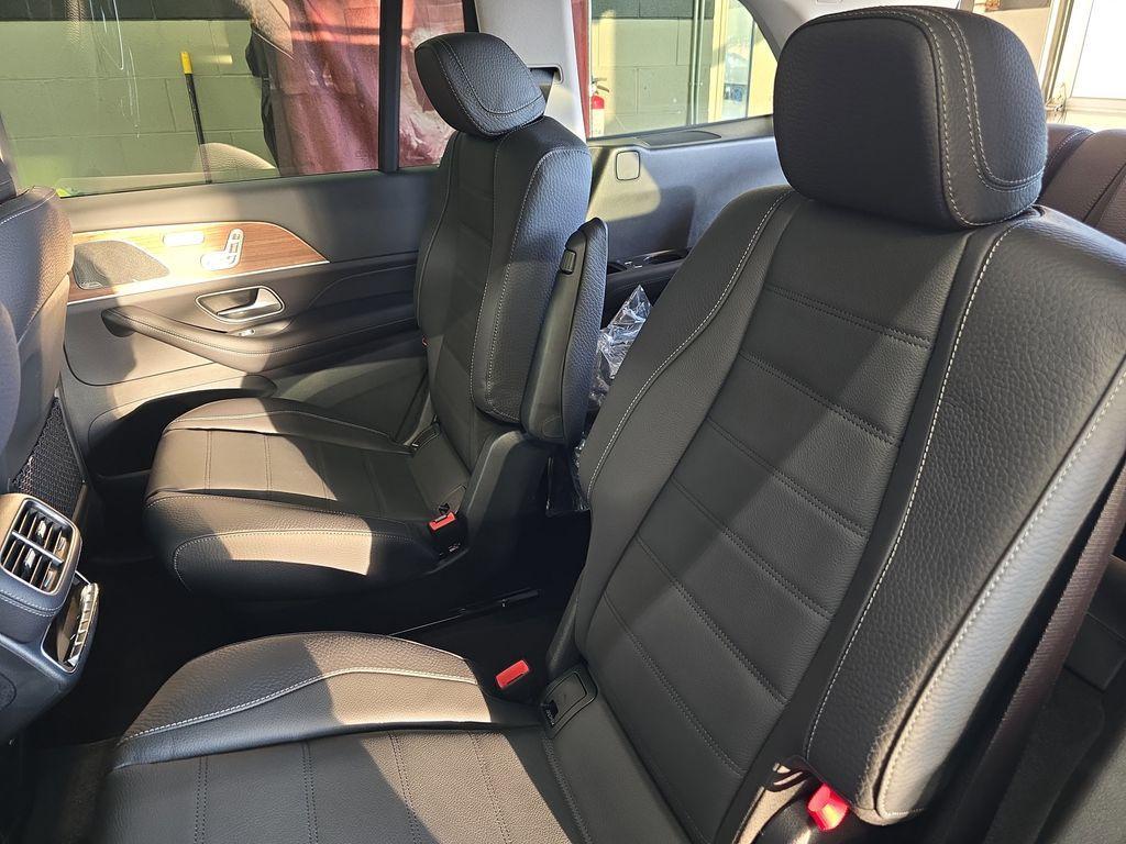 new 2026 Mercedes-Benz GLS 450 car, priced at $103,250