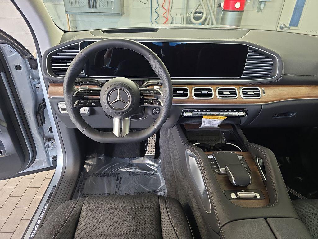 new 2026 Mercedes-Benz GLS 450 car, priced at $103,250
