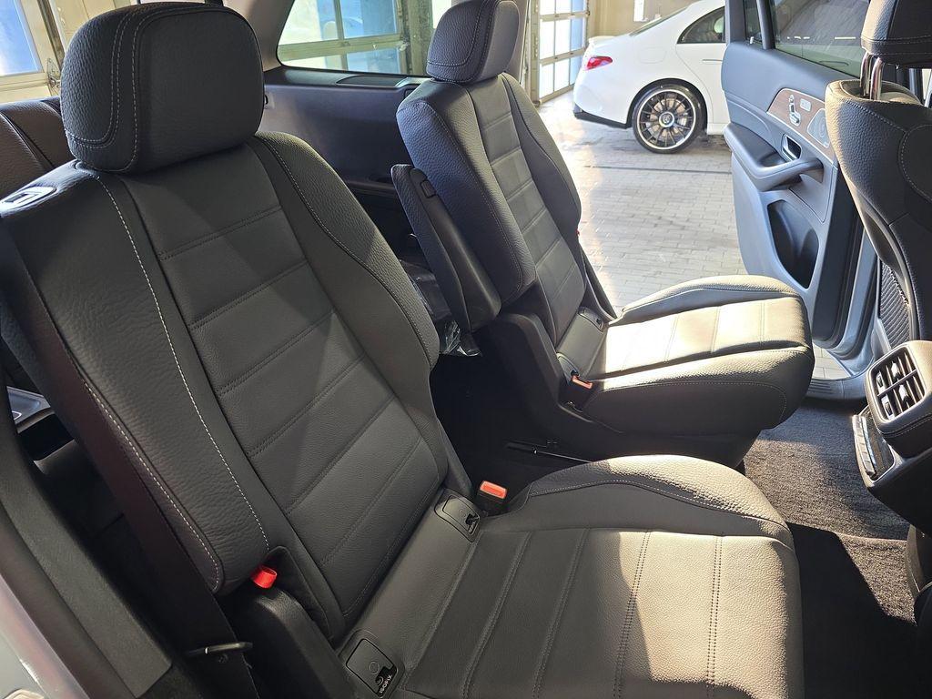 new 2026 Mercedes-Benz GLS 450 car, priced at $103,250