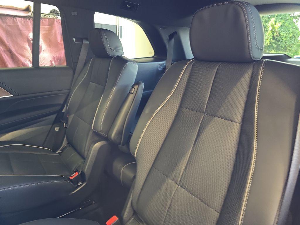 new 2026 Mercedes-Benz GLS 580 car, priced at $125,905