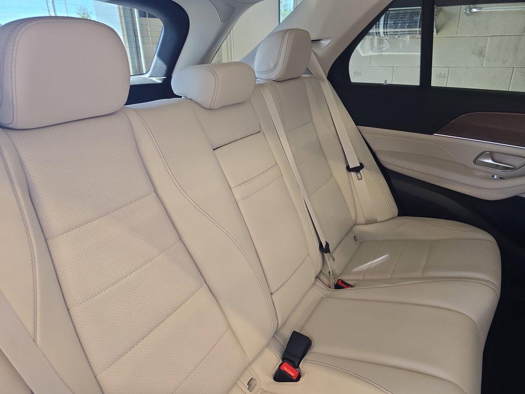 new 2026 Mercedes-Benz GLE 350 car, priced at $77,330