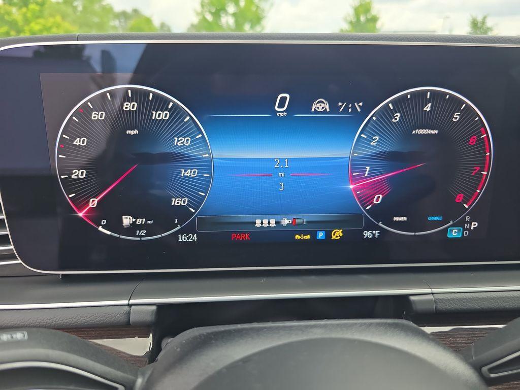 new 2025 Mercedes-Benz GLE 450 car, priced at $84,935