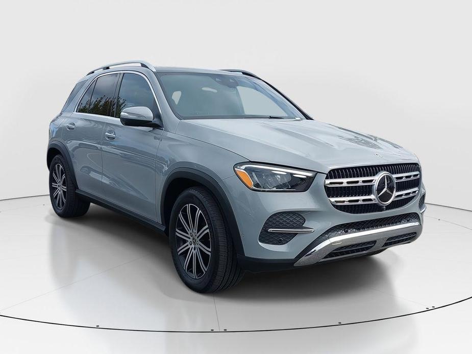 new 2024 Mercedes-Benz GLE 350 car, priced at $68,000