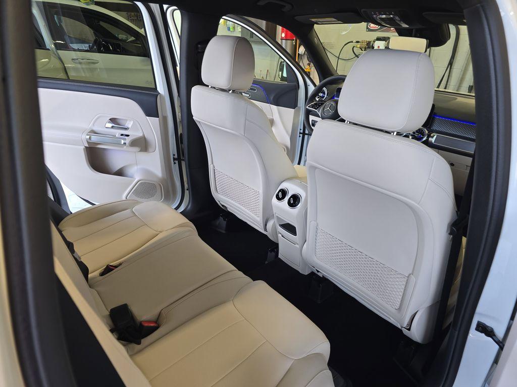 new 2025 Mercedes-Benz GLB 250 car, priced at $47,145