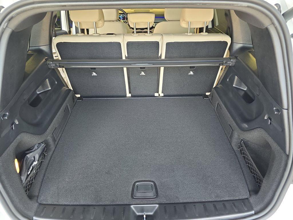new 2025 Mercedes-Benz GLB 250 car, priced at $47,145