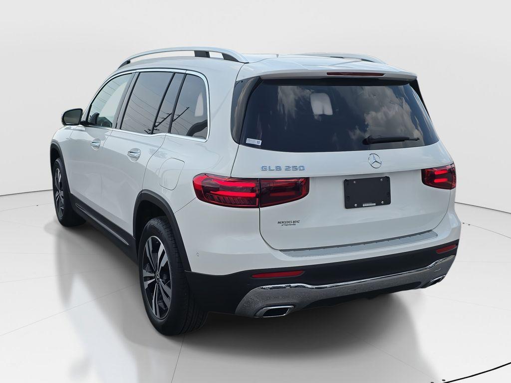 new 2025 Mercedes-Benz GLB 250 car, priced at $47,145