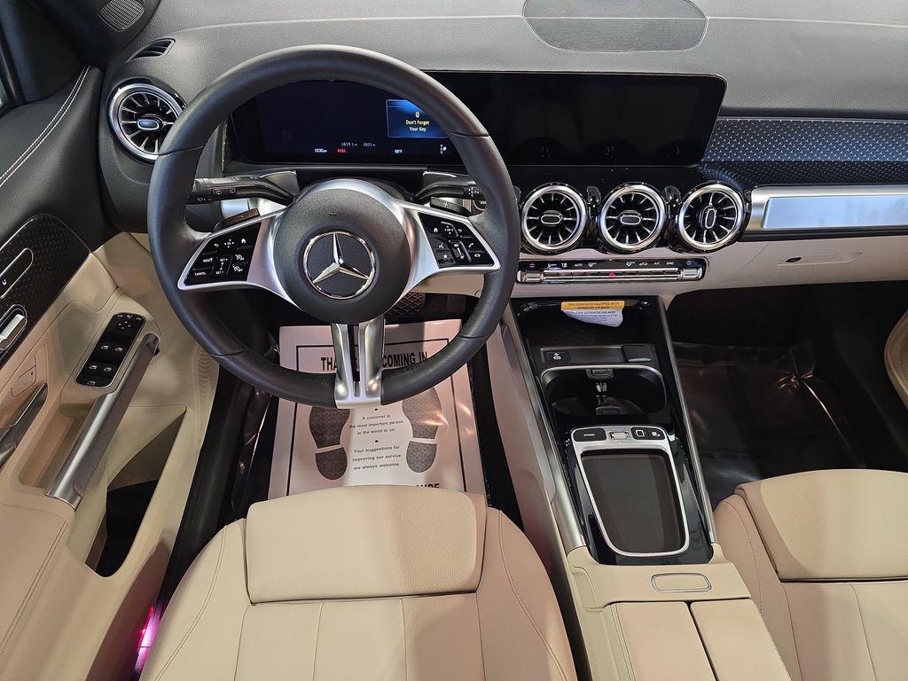used 2025 Mercedes-Benz GLB 250 car, priced at $47,145