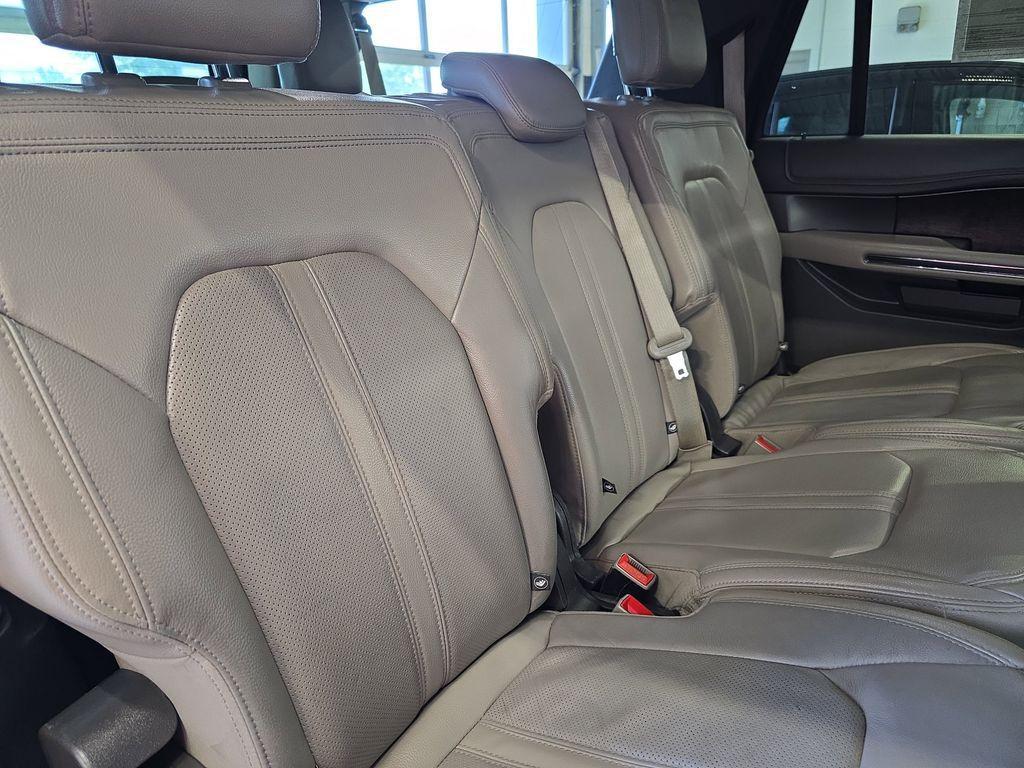 used 2020 Ford Expedition Max car, priced at $25,326