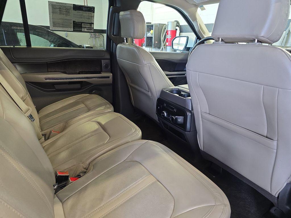 used 2020 Ford Expedition Max car, priced at $25,326