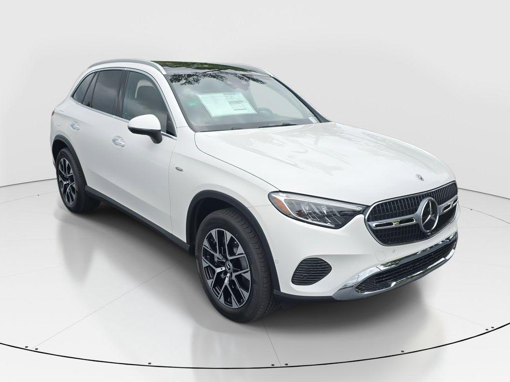 new 2025 Mercedes-Benz GLC 350e car, priced at $67,995