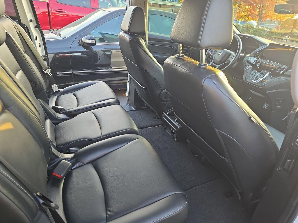 used 2022 Honda Odyssey car, priced at $32,000