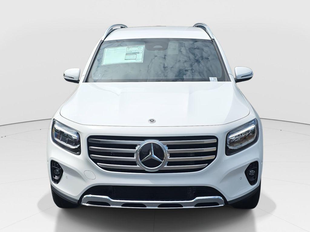new 2025 Mercedes-Benz GLB 250 car, priced at $47,145