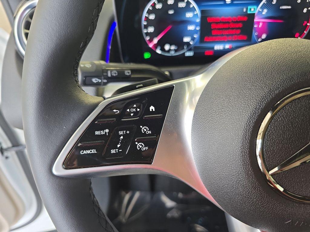 new 2025 Mercedes-Benz GLB 250 car, priced at $47,145