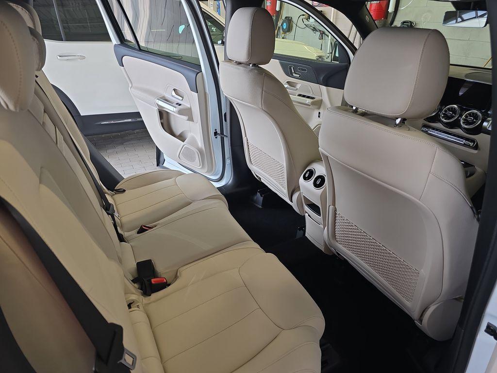 new 2025 Mercedes-Benz GLB 250 car, priced at $47,145