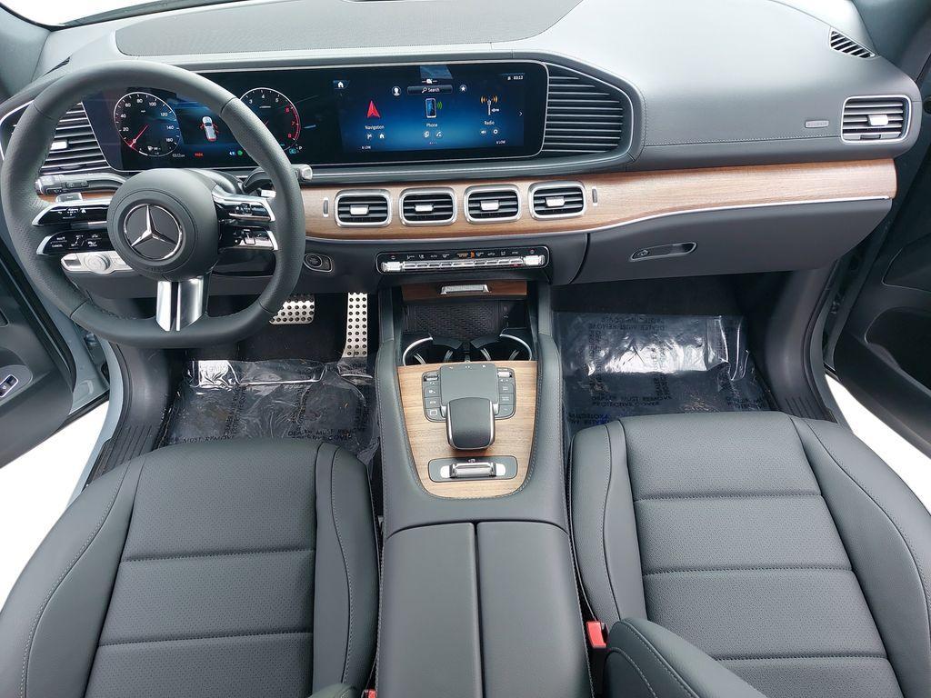 new 2025 Mercedes-Benz GLS 450 car, priced at $95,365