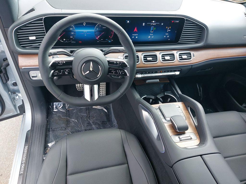 new 2025 Mercedes-Benz GLS 450 car, priced at $95,365