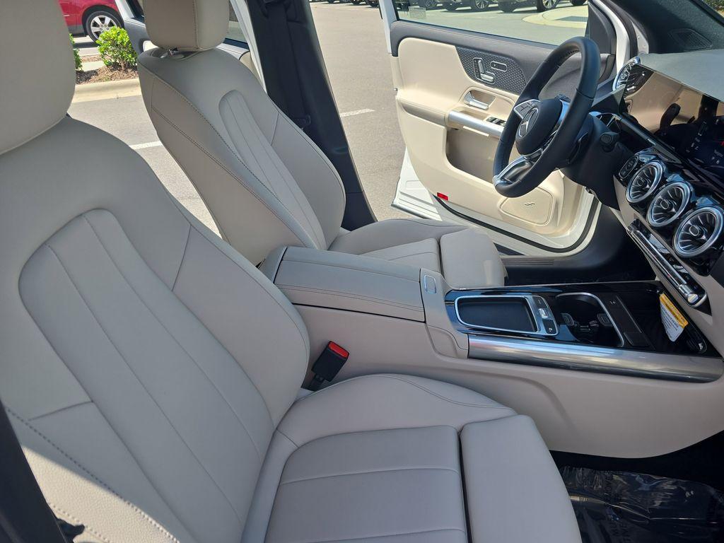 used 2025 Mercedes-Benz GLA 250 car, priced at $47,541