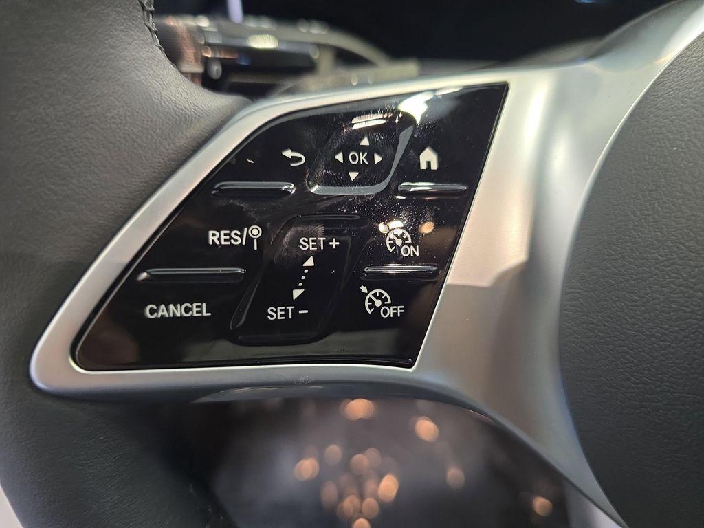 new 2025 Mercedes-Benz C-Class car