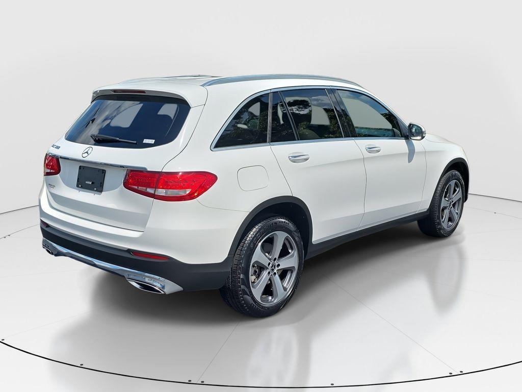 used 2019 Mercedes-Benz GLC 300 car, priced at $23,871