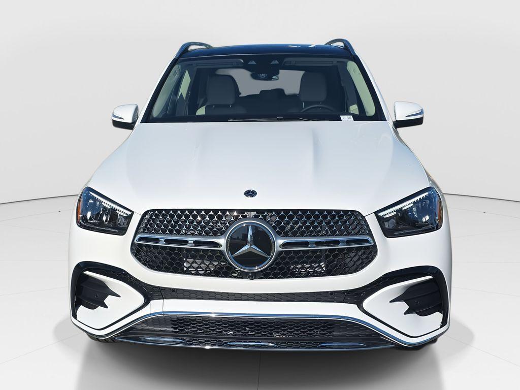 new 2025 Mercedes-Benz GLE 450 car, priced at $82,915
