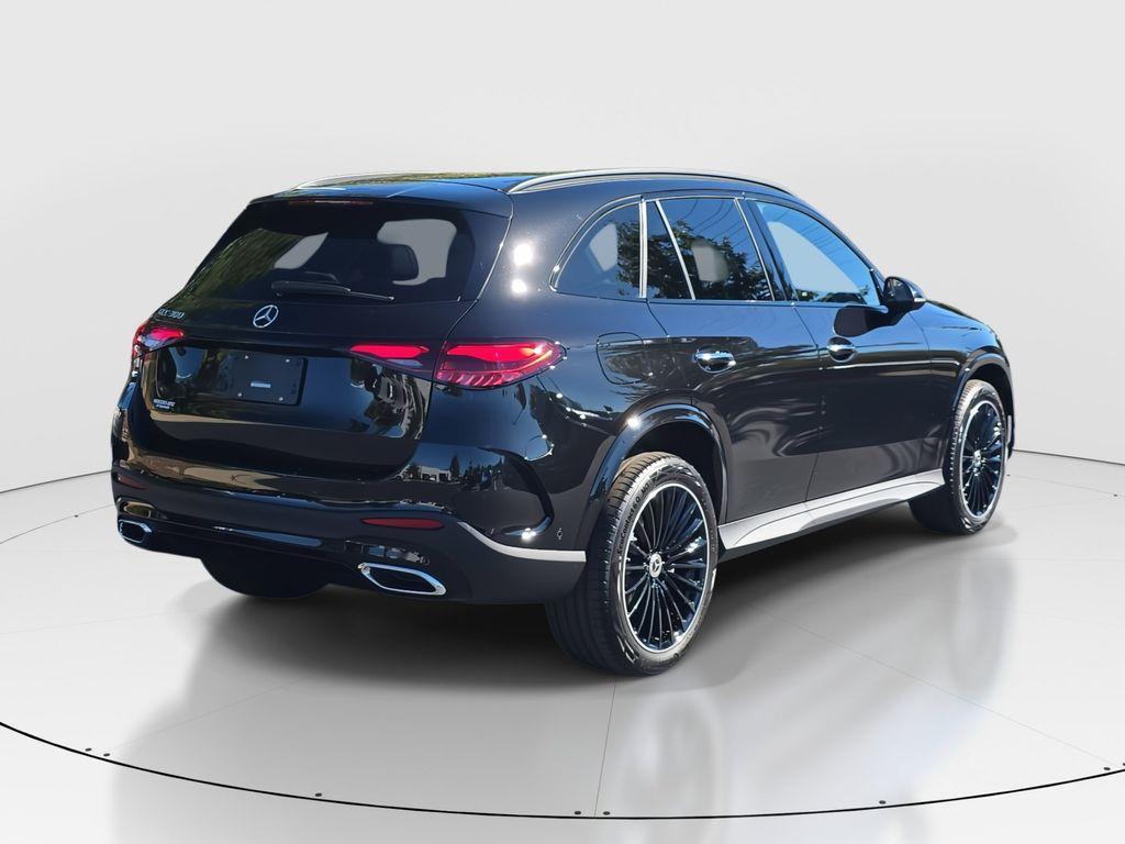 new 2026 Mercedes-Benz GLC 300 car, priced at $61,160