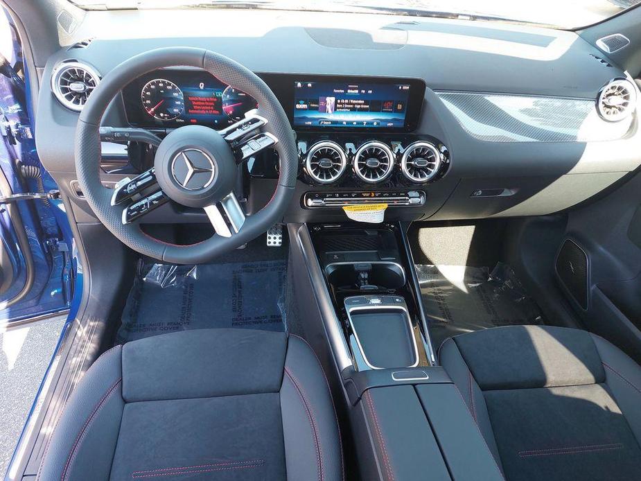 new 2025 Mercedes-Benz GLA 250 car, priced at $53,860