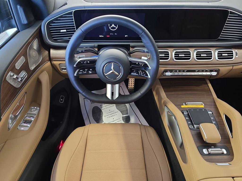 new 2025 Mercedes-Benz GLS 450 car, priced at $103,965
