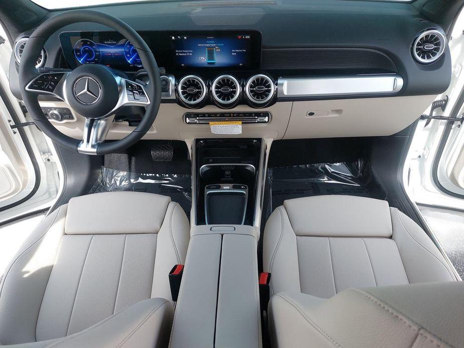 new 2024 Mercedes-Benz EQB 250 car, priced at $59,770