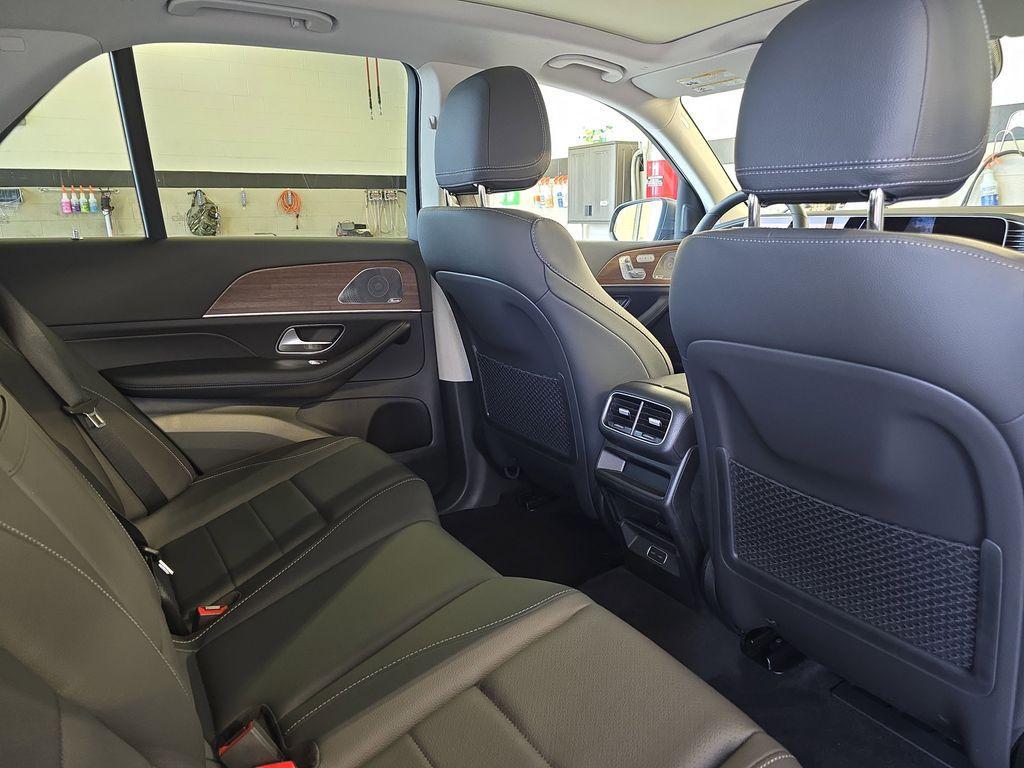 new 2025 Mercedes-Benz GLE 350 car, priced at $72,095