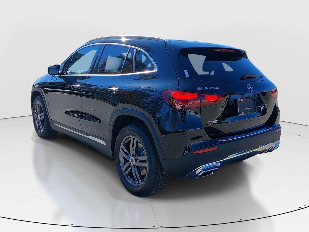 new 2025 Mercedes-Benz GLA 250 car, priced at $47,310