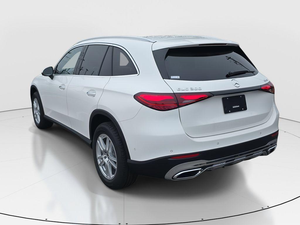 new 2025 Mercedes-Benz GLC 300 car, priced at $56,385