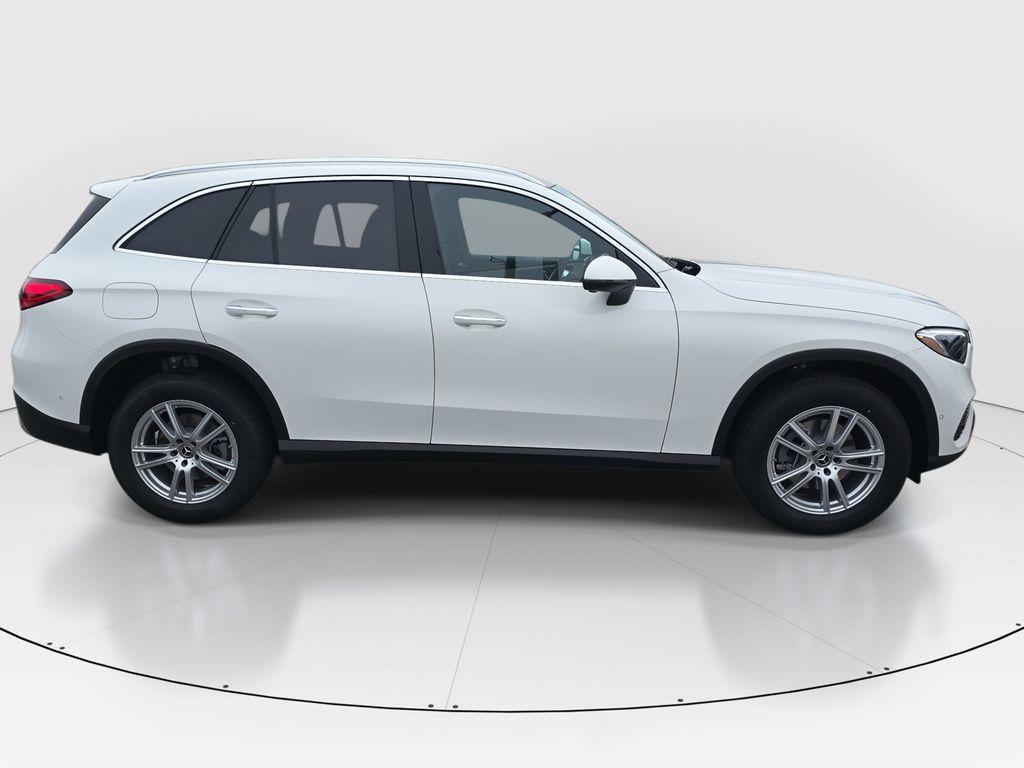 new 2025 Mercedes-Benz GLC 300 car, priced at $56,385