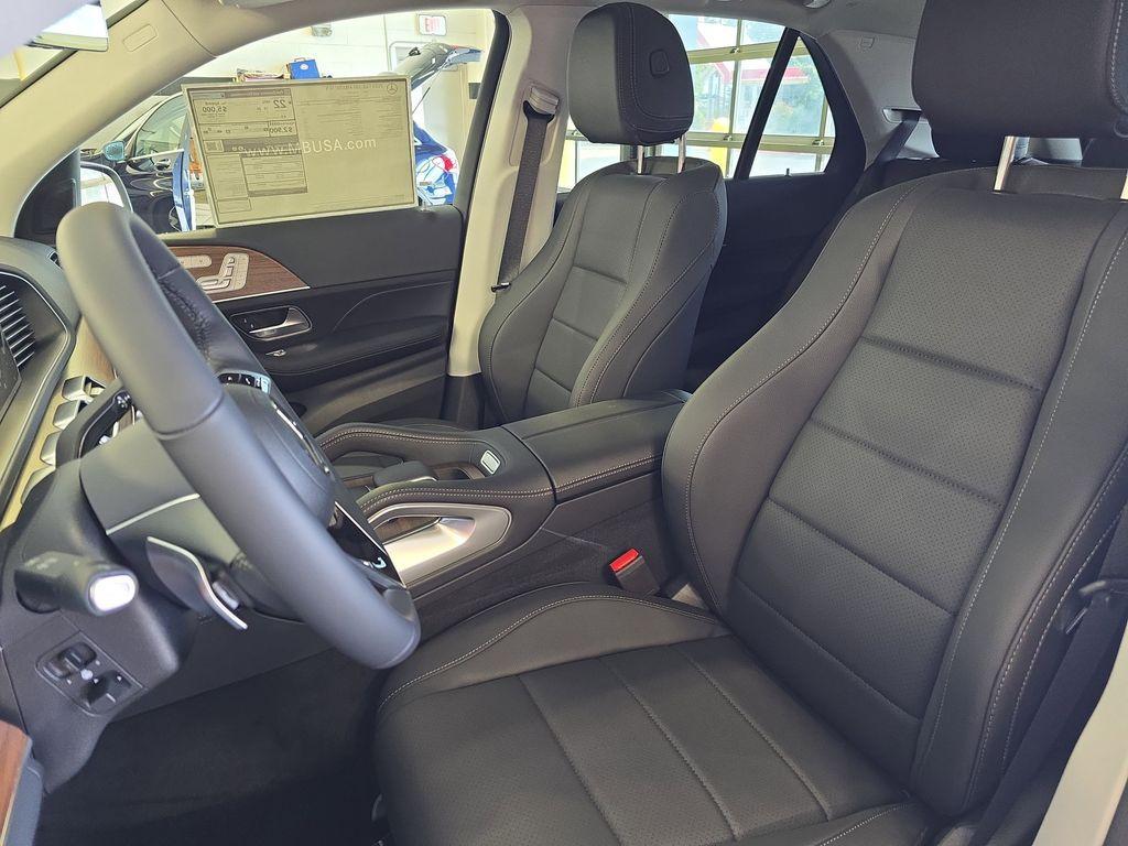 new 2025 Mercedes-Benz GLE 350 car, priced at $70,315