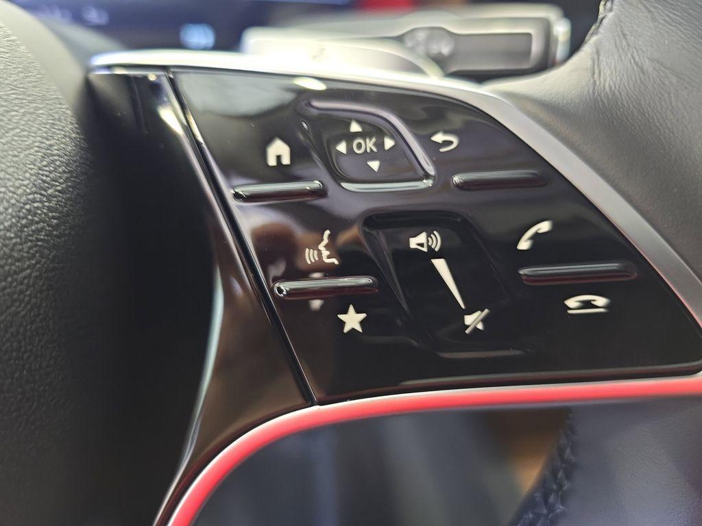 new 2025 Mercedes-Benz GLE 350 car, priced at $70,315