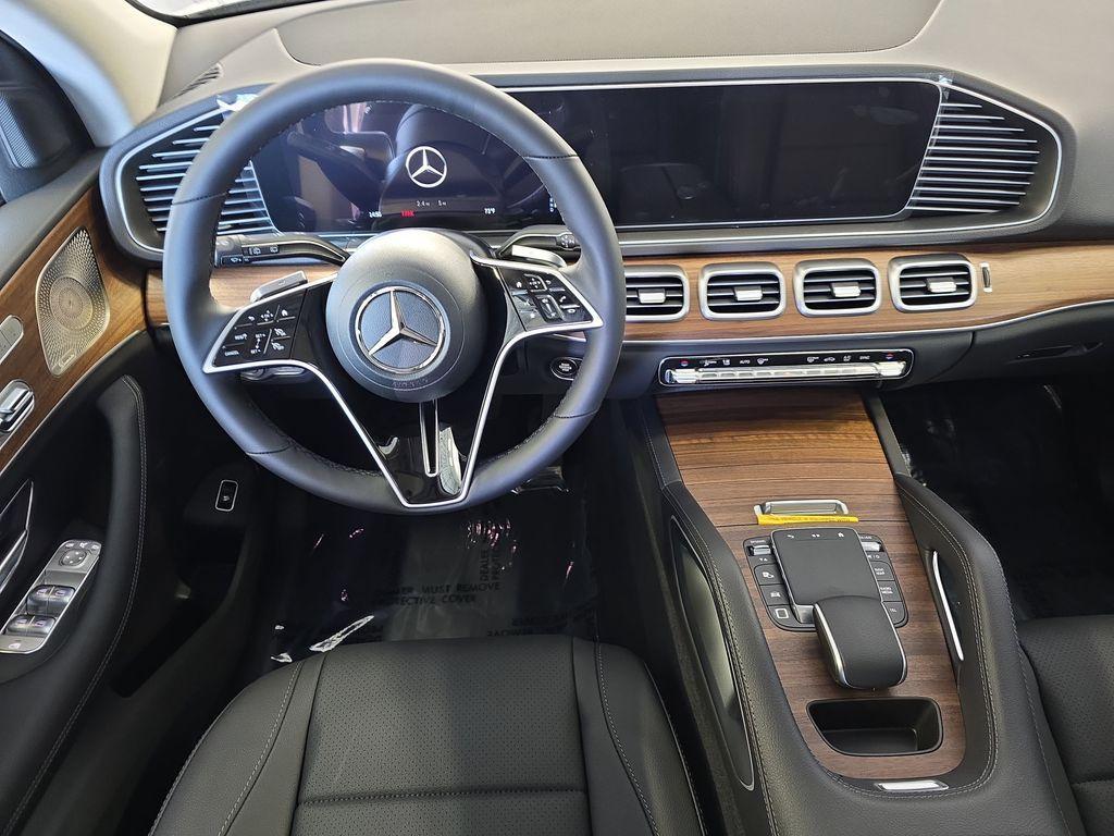 new 2025 Mercedes-Benz GLE 350 car, priced at $70,315