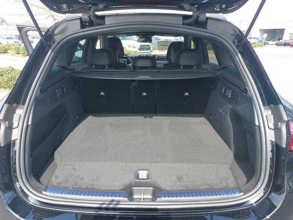 new 2025 Mercedes-Benz GLC 350e car, priced at $69,250