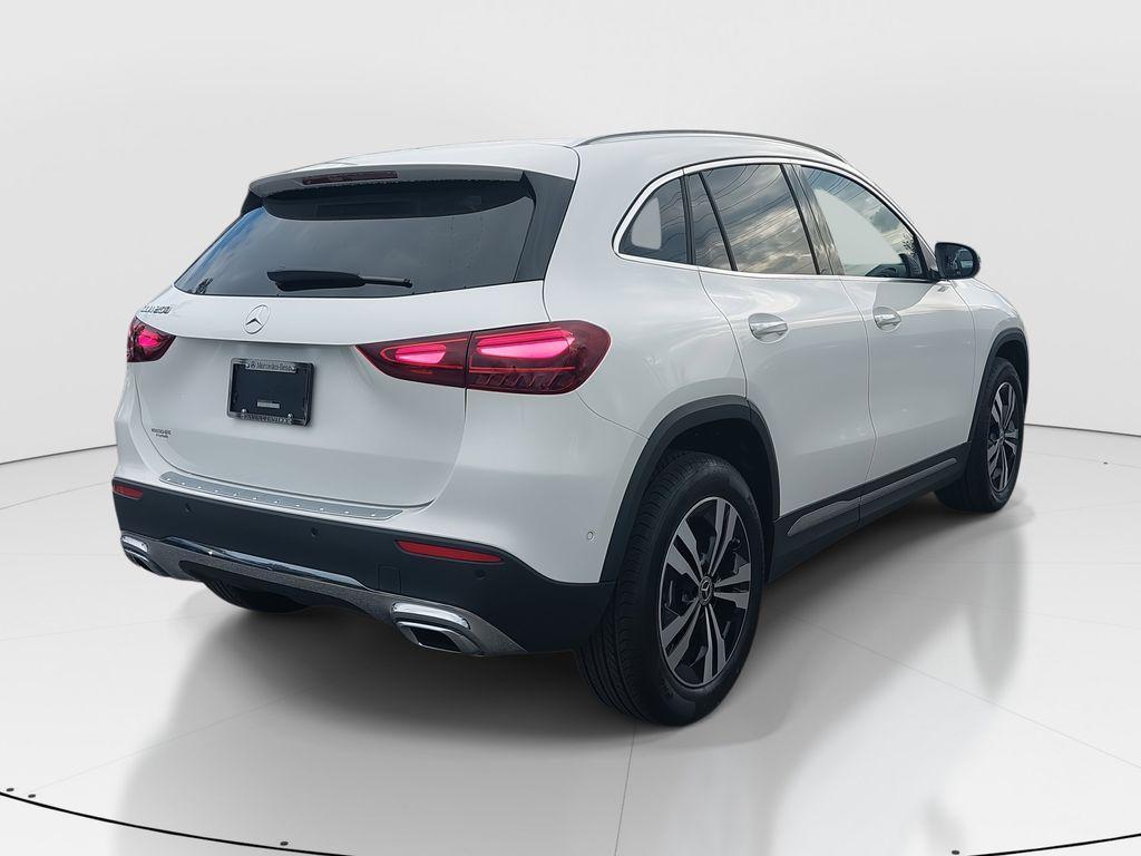 new 2025 Mercedes-Benz GLA 250 car, priced at $46,700