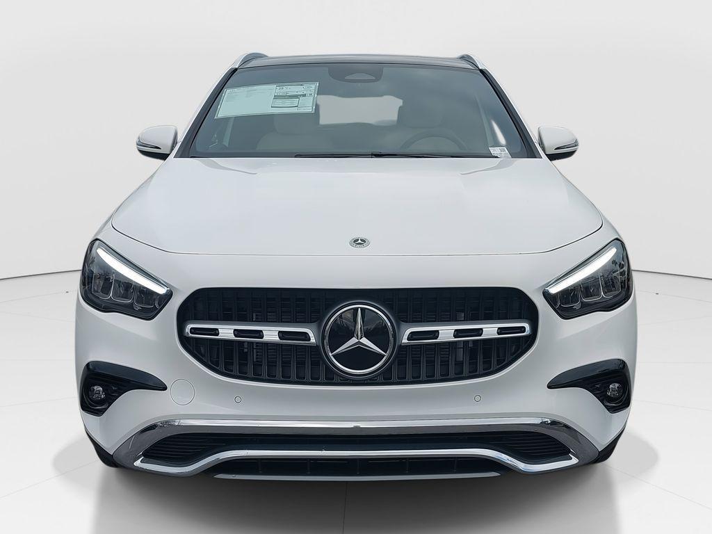 new 2025 Mercedes-Benz GLA 250 car, priced at $46,700