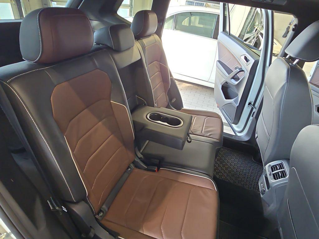 used 2024 Volkswagen Tiguan car, priced at $30,660