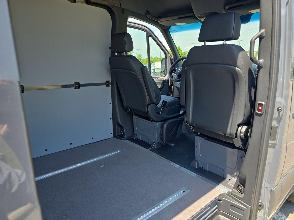 new 2025 Mercedes-Benz Sprinter 2500 car, priced at $71,878