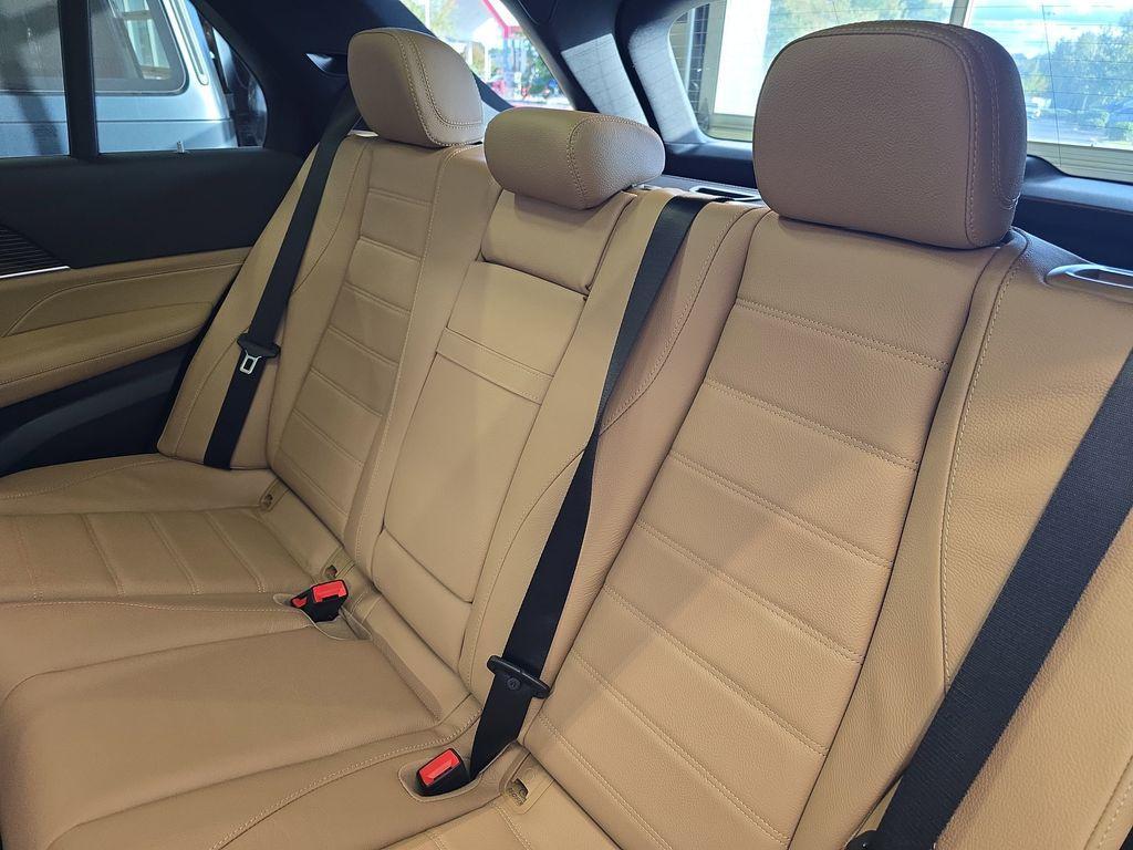 new 2026 Mercedes-Benz GLE 350 car, priced at $79,010