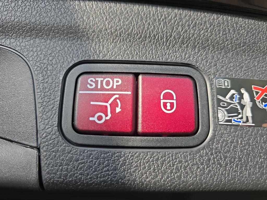 new 2026 Mercedes-Benz GLE 350 car, priced at $79,010