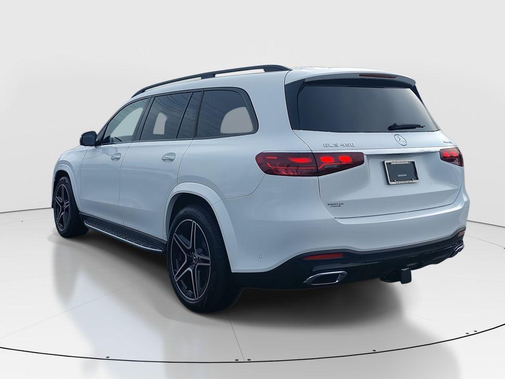 new 2025 Mercedes-Benz GLS 450 car, priced at $99,565