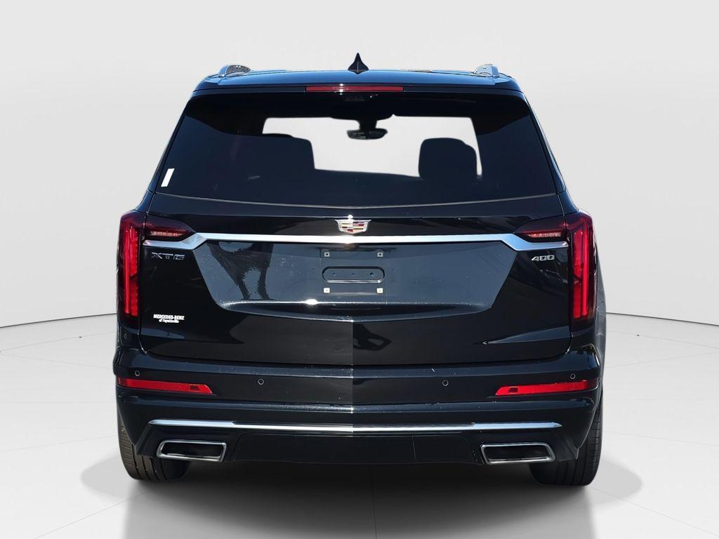 used 2022 Cadillac XT6 car, priced at $36,540